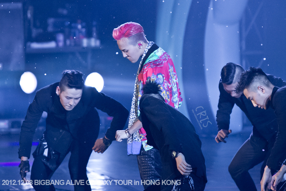 [PhoHD] ALIVE Tour 2012 ở Hồng Kông (8-9-10/12/2012) Tumblr_merjnjTuLs1rhpiaho1_r1_1280