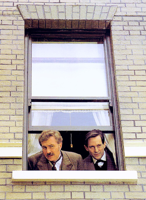 PHOTOS JEREMY BRETT - Page 12 Tumblr_mr4cajxTQm1soxppho7_500