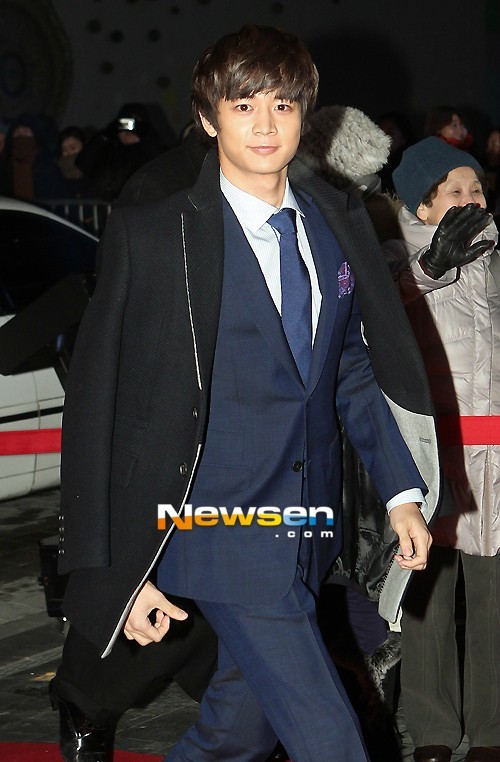 121231 Minho @ 2012 SBS Drama Awards Tumblr_mfwjd96iXI1rsplwwo1_1280