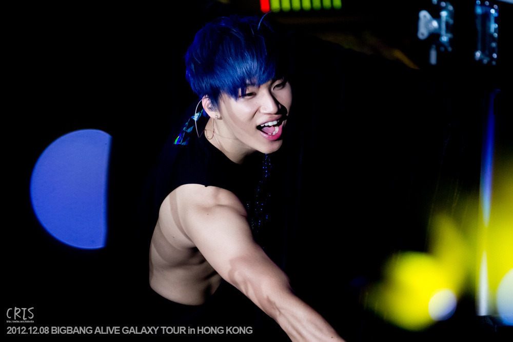 [PhoHD] ALIVE Tour 2012 ở Hồng Kông (8-9-10/12/2012) Tumblr_merjasufAj1rhpiaho1_1280