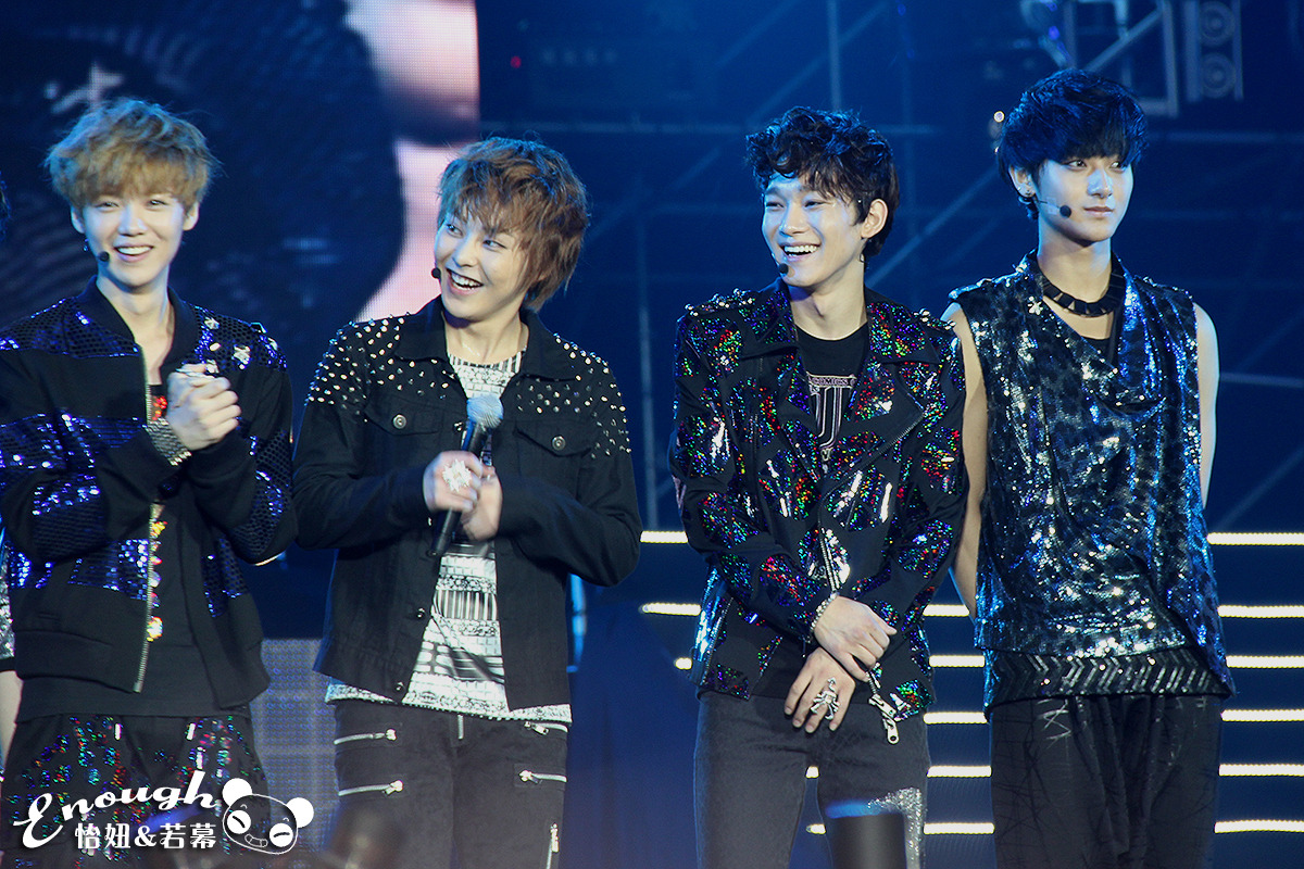 [Fantaken] 281012 EXO M XiuMin @ Yangtze River Music Festival - Page 2 Tumblr_mf5qamMtri1qhmxnlo1_1280