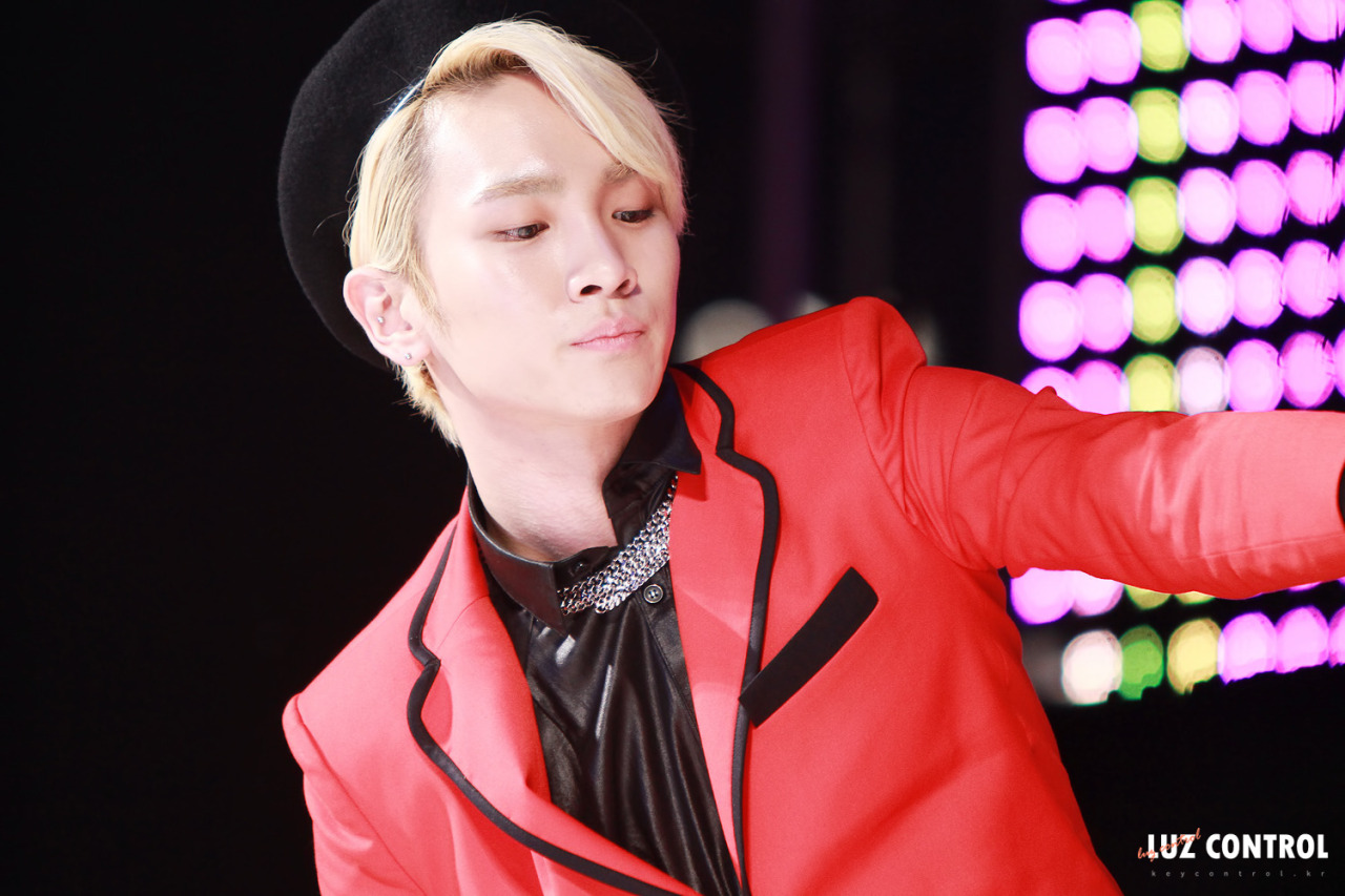 130406 Key @ Seoul Girls Collection 2013 event Tumblr_mkvsg3WmbO1r5kb7po1_1280