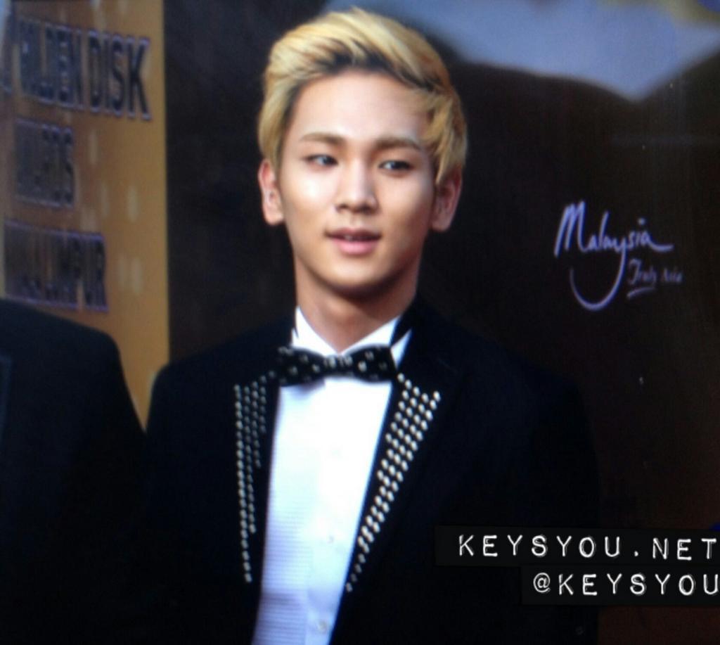 130115 Key @ 27th Golden Disk Awards Tumblr_mgnwg4pU6t1r5kb7po1_1280