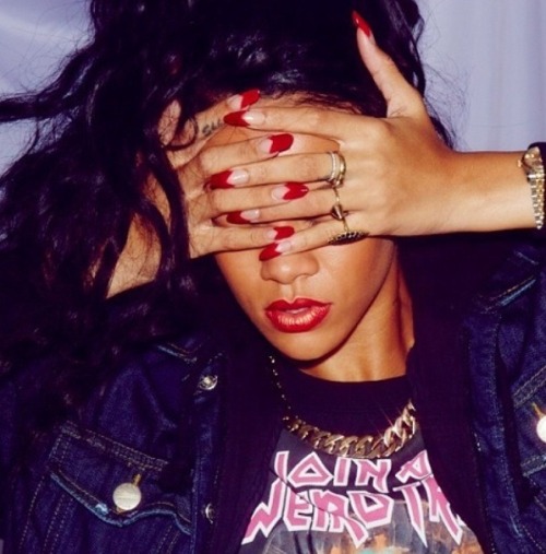 Rihanna. [2] - Page 23 Tumblr_muccv1RIE41ro1dyeo1_500