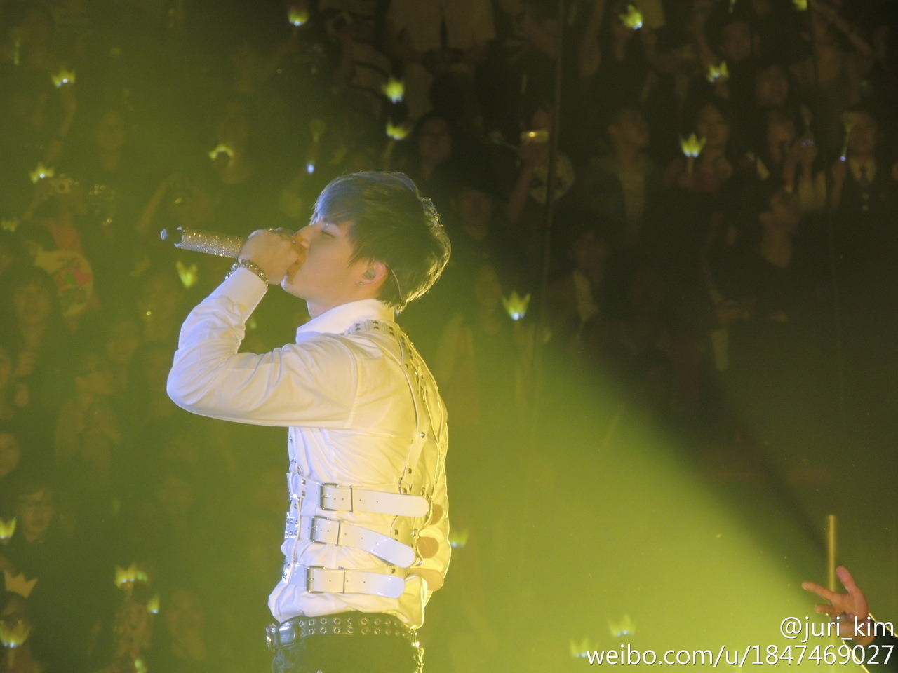 [PhoHD] ALIVE Tour 2012 ở Hồng Kông (8-9-10/12/2012) Tumblr_merlxgzaId1rkxlgno2_1280