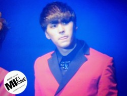 [PICS] [26.02.13] Dongwoon @ Seoul Arts School’s Celebration Tumblr_mitxxnYysy1r8h1ifo6_250