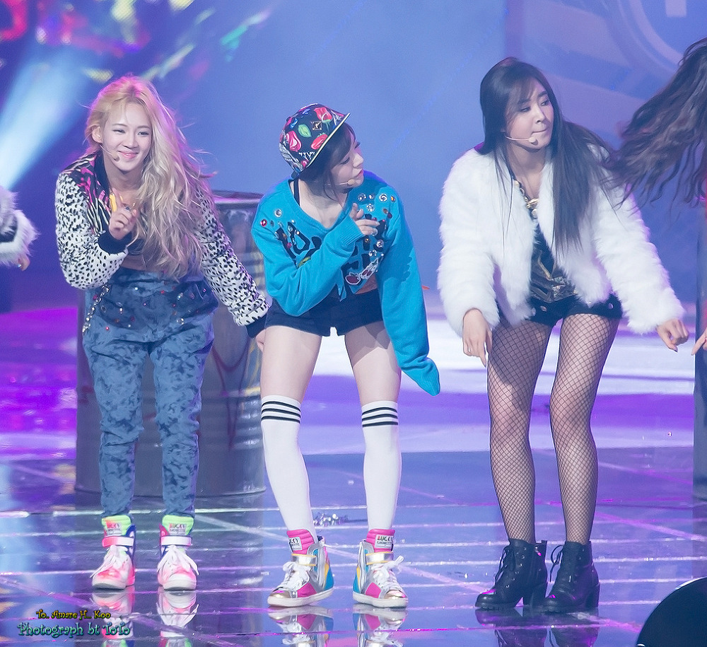 [131227] Sunny — 2013 KBS Gayo Daejun Tumblr_myirragaB81sewbc1o2_r1_1280