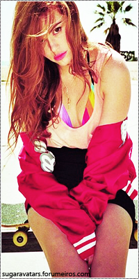 Holland Roden Tumblr_modv4yfv551rewzbho3_250