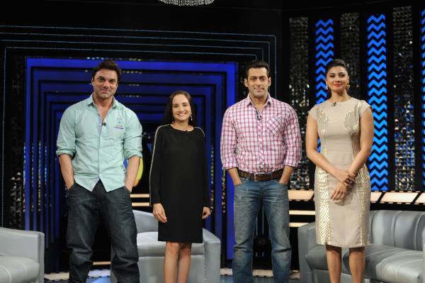 salman - ★ Salman Khan, Sohail Khan, Daisy Shah with Anupama Chopra on ‘The Front Row with Anupama Chopra’ ! Tumblr_mzdvm3YBlM1qctnzso5_1280