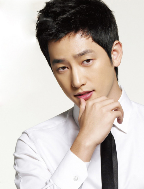 Park Shi Hoo / Пак Ши Ху Tumblr_mj581aChLn1s4mul3o1_500