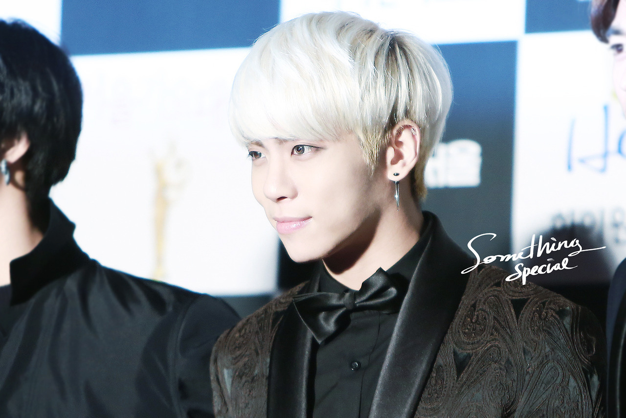 140123 Jonghyun @ '23rd Seul Music Awards' Tumblr_mzwzf5aNud1qzk8j4o1_1280