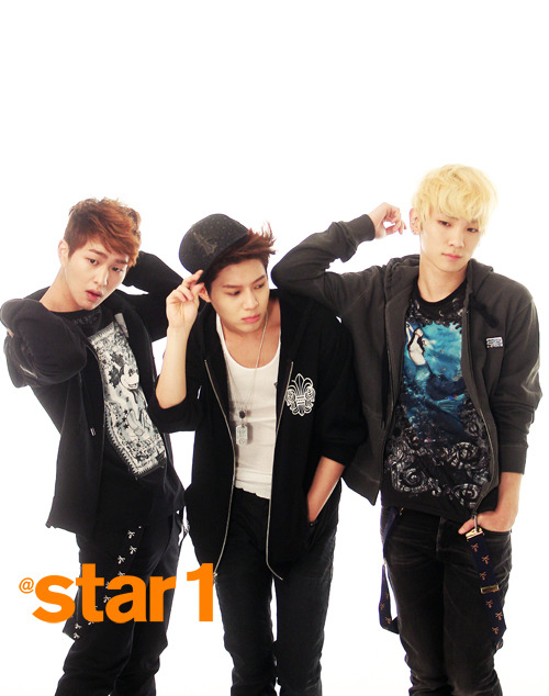 SHINee @ Star 1 Magazine Tumblr_mkkg2c08xa1r5kb7po1_500