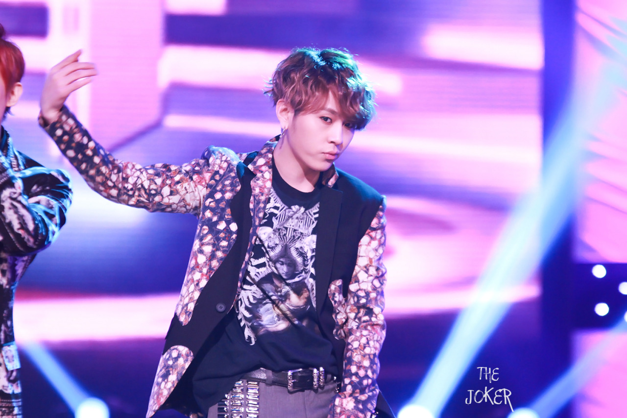 [PICS] [22.12.12] Junhyung @ KBS Entertainment Awards Tumblr_mfih83Rdn61rcgjgwo1_1280