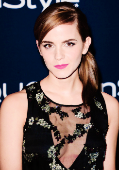 Emma Watson     Tumblr_mzc7p5rVJH1r463m9o1_250