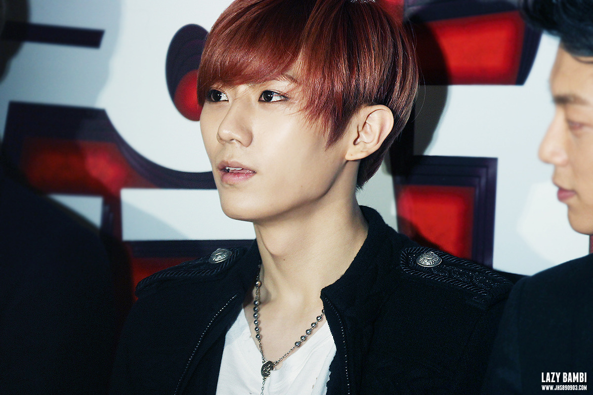 [PICS][17.12.12] Hyunseung @ 'Return of the Family' VIP premiere screening Tumblr_mfeyt0W9wO1r8h1ifo1_1280