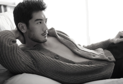 Godfrey Gao (Magnus Bane) Tumblr_mtyirlF62W1sr1c0io3_500