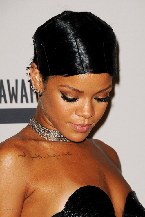 Rihanna. [2] - Page 26 Tumblr_mww1yvepq01ro1dyeo1_500