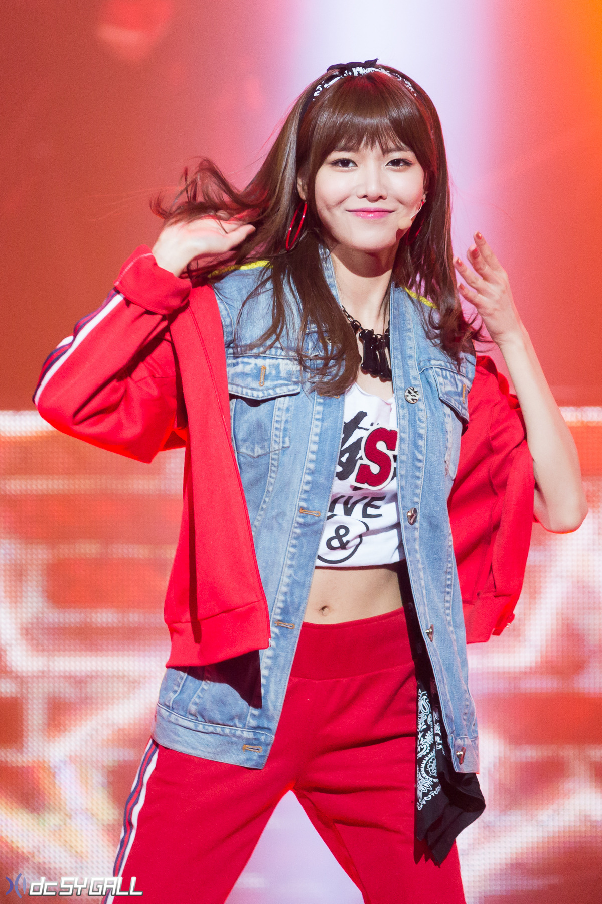 [PIC][06-01-2013]SNSD biểu diễn tại "KBS Open Concert" vào chiều nay - Page 6 Tumblr_mgbemdV9dx1rs68xto5_1280