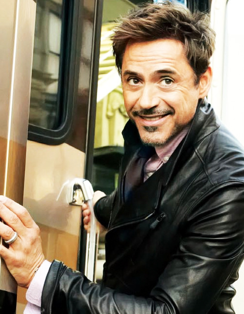 ♕  Robert Downey Jr. Tumblr_mvo0wyFtB71sym1spo1_r1_500