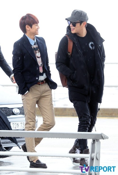 [PICS] [20.04.13] Doojoon @ Incheon Airport to Taiwan Tumblr_mlj7d81JzM1qzjehuo4_500