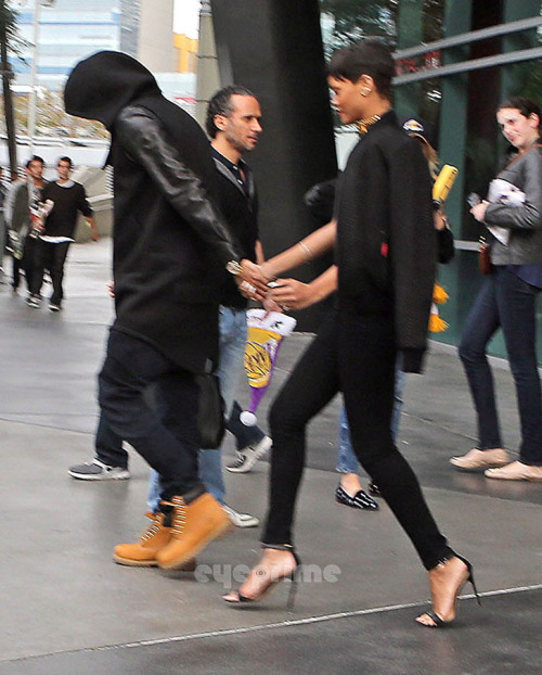  Rihanna y Chris Brown >> Noticias/Rumores [2] Tumblr_mfm3hmHBcW1rjjowmo1_500