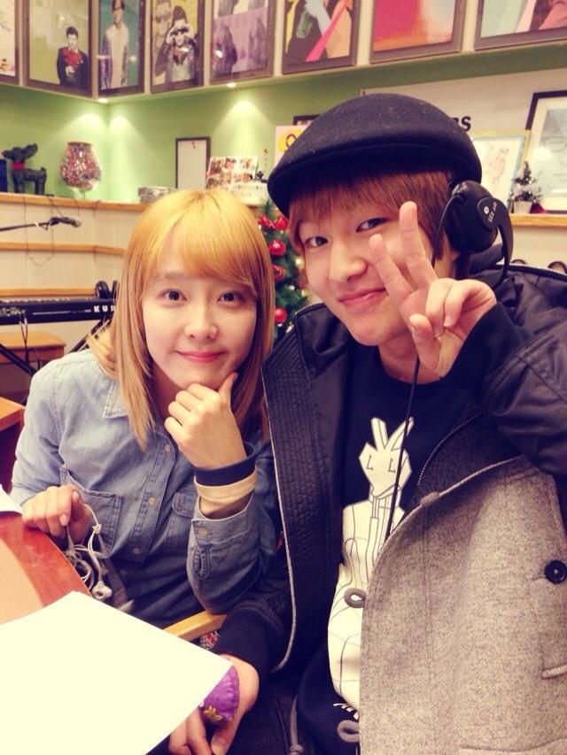 130108 Onew con Dana @ Kiss the radio  Tumblr_mgb64fU4Xr1qdtvhxo1_1280