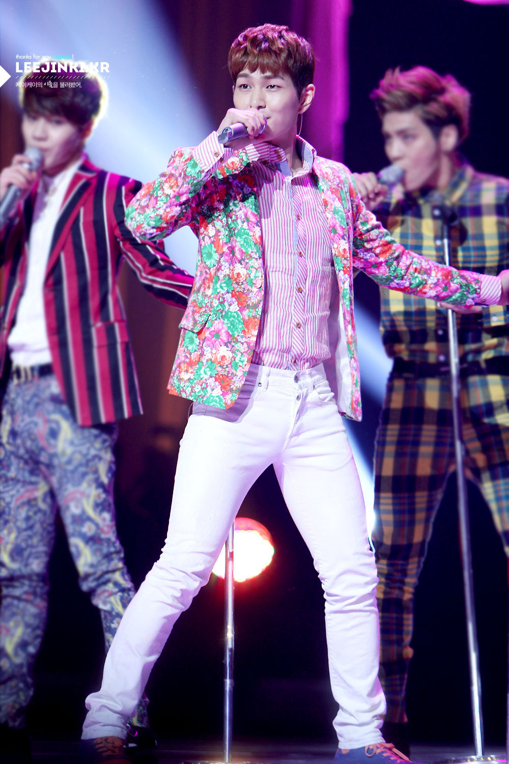 130305 Onew @ KBS Open Concert Tumblr_mj76ehV6OC1rtjlxyo1_1280