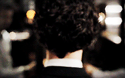 Sherlock - BBC [2] - Page 37 Tumblr_msgpllhIWE1s5h4rro5_250