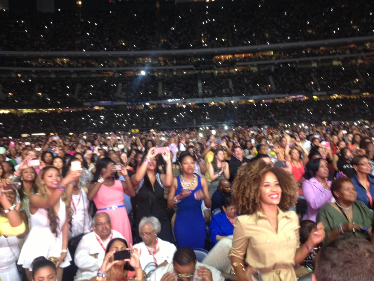 Beyoncé > "The Mrs. Carter Show" World Tour [III] - Página 46 Tumblr_mpmjo0fFse1rqgjz2o1_1280