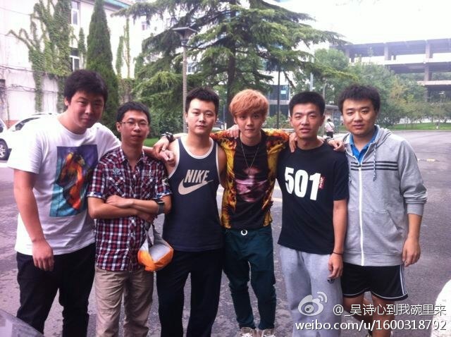 [OTHER] 130918 Luhan with his friends [6P] Tumblr_mtbnu6udc91ralgblo1_1280