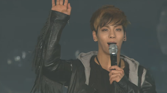 130220 Jonghyun @ Comeback show Tumblr_miinj3PYXu1r36tcgo1_1280