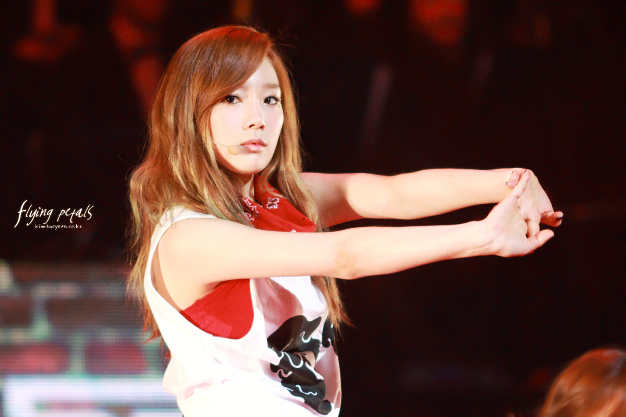 [PIC][06-01-2013]SNSD biểu diễn tại "KBS Open Concert" vào chiều nay - Page 6 Tumblr_mgbcdcnXxt1rs68xto1_1280