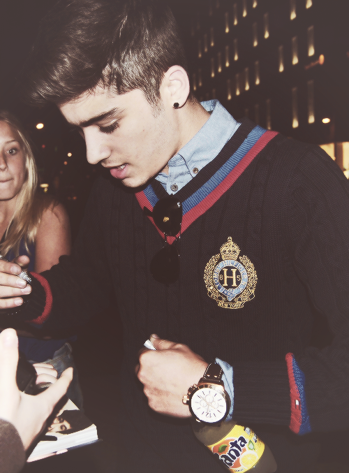 °°TÁCTICAS DE FUEGO°° [zayn malik y tu] - Página 4 Tumblr_mgomlp7KwU1r6kayoo1_500