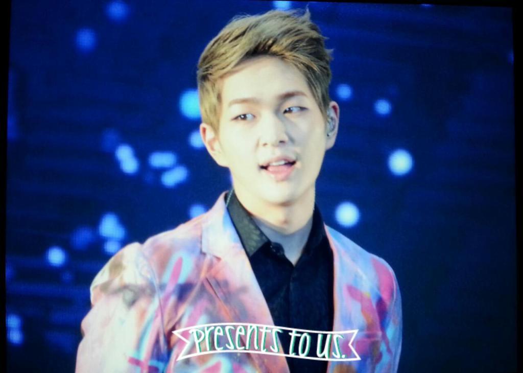 140126 Onew @ Festival Tour in Hong Kong Tumblr_n00ecm5IYq1r8fs1io1_1280