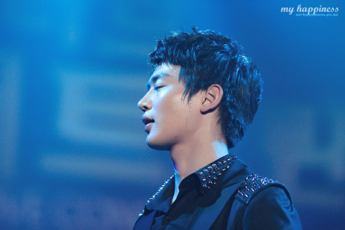 Minho - Página 3 Tumblr_lcp5b5vFXY1qaxukqo1_500