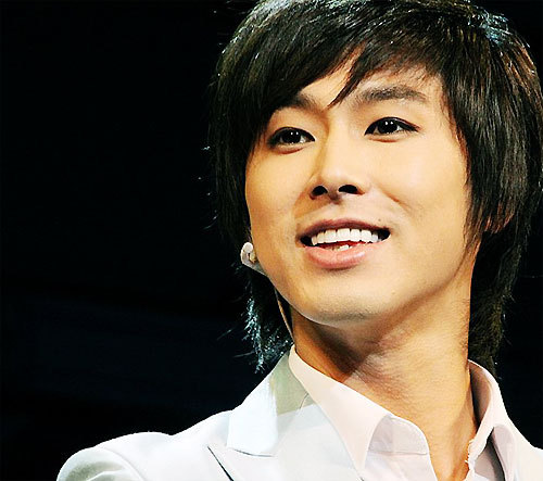 مكتبة لصور TVXQ العامة...هل لديك اي صورة لـ TVXQ؟؟ تفضل وضعها هنااااا ^^ - صفحة 4 Tumblr_lhuccpltlD1qg4ghpo1_500