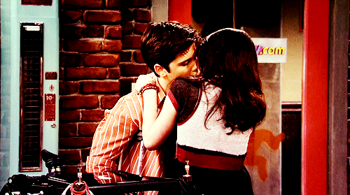 iCarly [serial]. - Page 30 Tumblr_lk3c8o0IbH1qg64bjo1_500