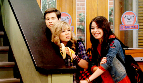 iCarly [serial]. - Page 30 Tumblr_lka52mQzxS1qg64bjo1_500