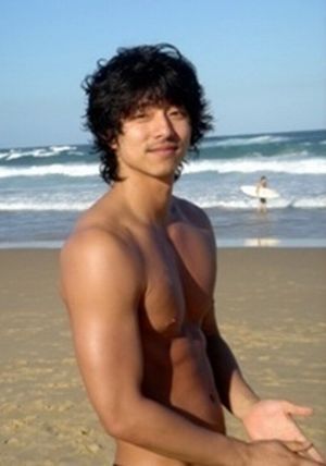 GONG     YOO Tumblr_lkht1i0pjS1qf38cjo1_400