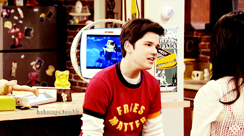 iCarly [serial]. - Page 26 Tumblr_lkidg3ZFic1qg64bjo1_500