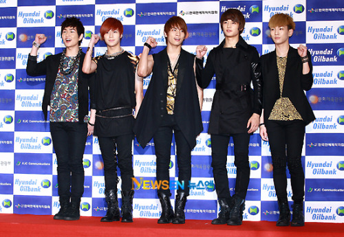 [28-5-2011][pics/vid] SHINee tại Dream concert Tumblr_llwhhyuy2h1qbf70so1_500