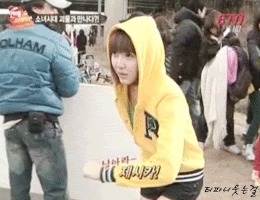 [PICS][GIFS][07-08-2011] Jessica - Công chúa số 1 của S-One Tumblr_lpj2raxtDs1qlkh0co1_400