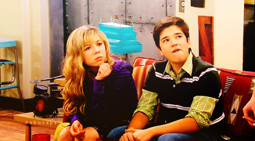 iCarly [serial]. - Page 11 Tumblr_lr1hedZFrE1qg64bjo1_500