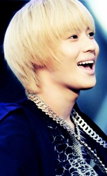 Taemin - Página 6 Tumblr_lr82o8ySHg1r0gqn5o1_250