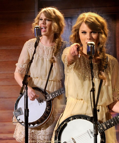 Taylor Swift - Page 9 Tumblr_lrlojbLe6e1r33i5io1_500