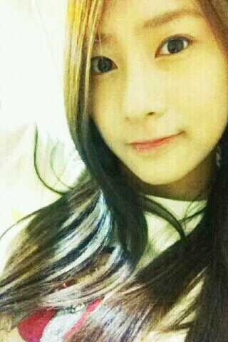 [PIC] Tổng Hợp Ảnh không rõ ngày tháng + Selca của Hayoung Tumblr_lspj2glfvz1qhzuv8o1_400