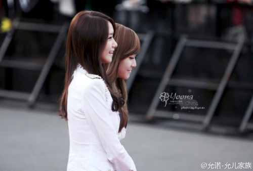 [PIC][30-10-2011] »-{♥}-»ღ°•(¯`·._.· YoonSic Fam ·._.·´¯)•ღ°»-{♥}-» °l||l° COUPLE' S CONTEST °l||l° Tumblr_lswmmhNum31r4vkkco1_500