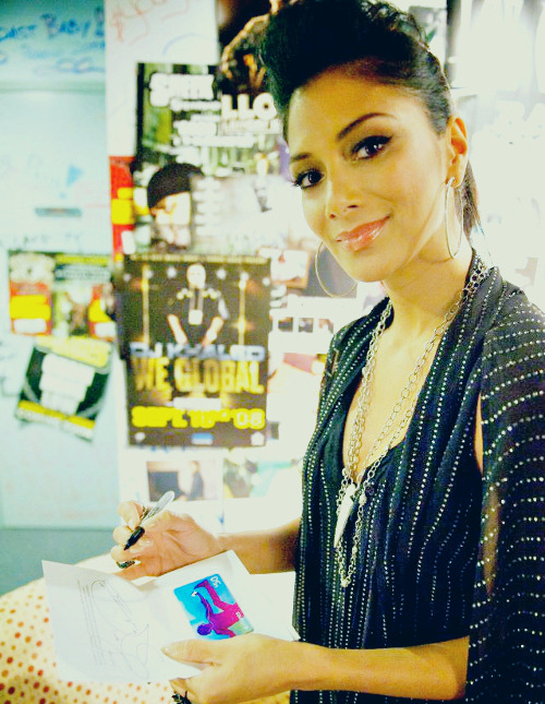 Doll >> Nicole Scherzinger Tumblr_lv5yeqRucR1qlmm69o1_r1_500