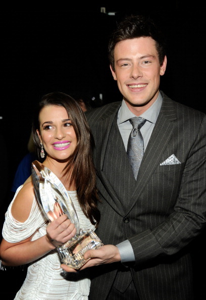 Cast en los People Choice 2012 Tumblr_lxo1h6oR8U1qc1mvso1_500