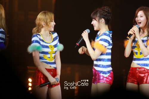 [PIC+VID+GIF][20/1/2012]∴♥∴ TaeNy ∴♥∴ Happy's Heaven ∴♥∴ Twinkle - Taeny Lấp Lánh - TaeTiSeo  ∴♥∴ - Page 3 Tumblr_ly2qseMR3D1qc2fqjo2_500